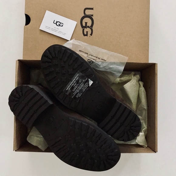 UGG Australia Bonham II Waterproof Chelsea Bootie - Picture 5 of 8